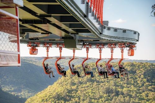 Combo Bustour: Um dia de uso + Ingresso Skyglass Canela (Entrada + Plataforma + Abusado)